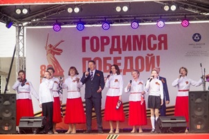Листая летопись великой той войны…