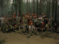 Добровольцы НИИИС в борьбе с огнем